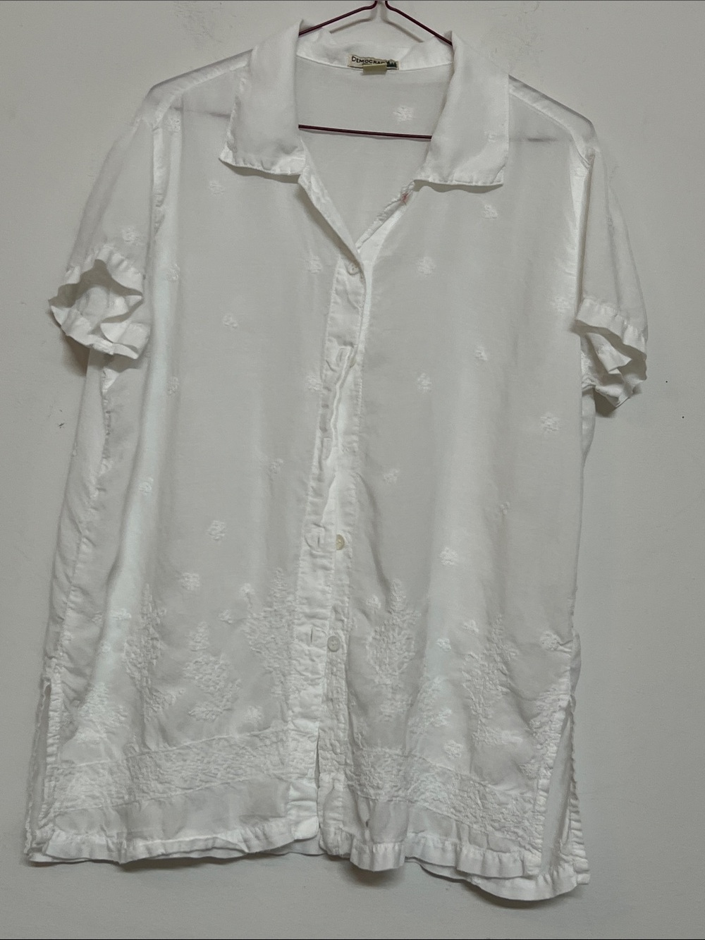 Democracy 100% corton White Short Sleeve Button-Down Shirt women size M